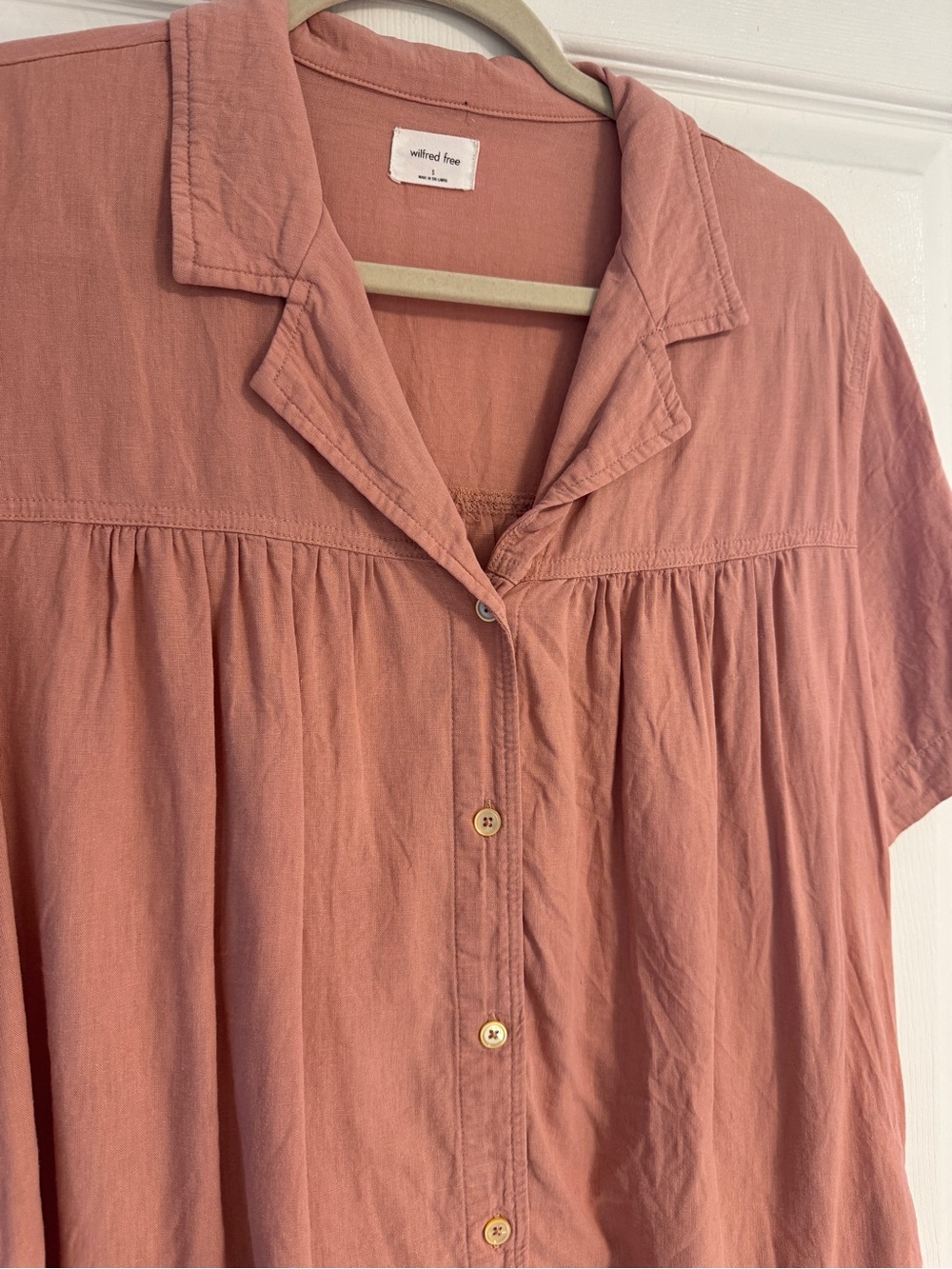 Aritzia linen Rose Button-Down Shirt - Picture 2 of 3